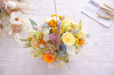 魅力的なフラワーアレンジメント